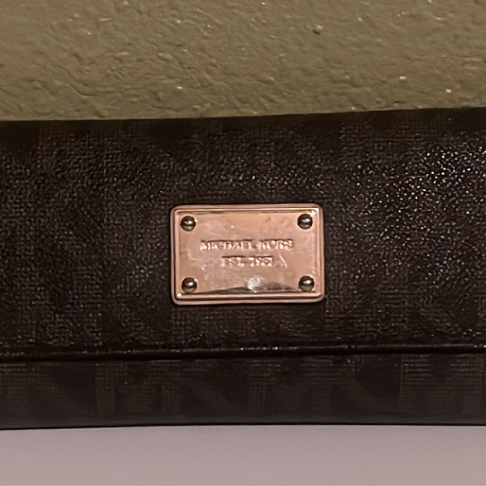 Michael Kors Brown Textured wallet